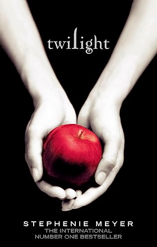 Twilight (Twilight Saga) (The Twilight Saga, Book 1)