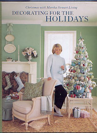 Decorating for the Holidays (Christmas with Martha Stewart Living)